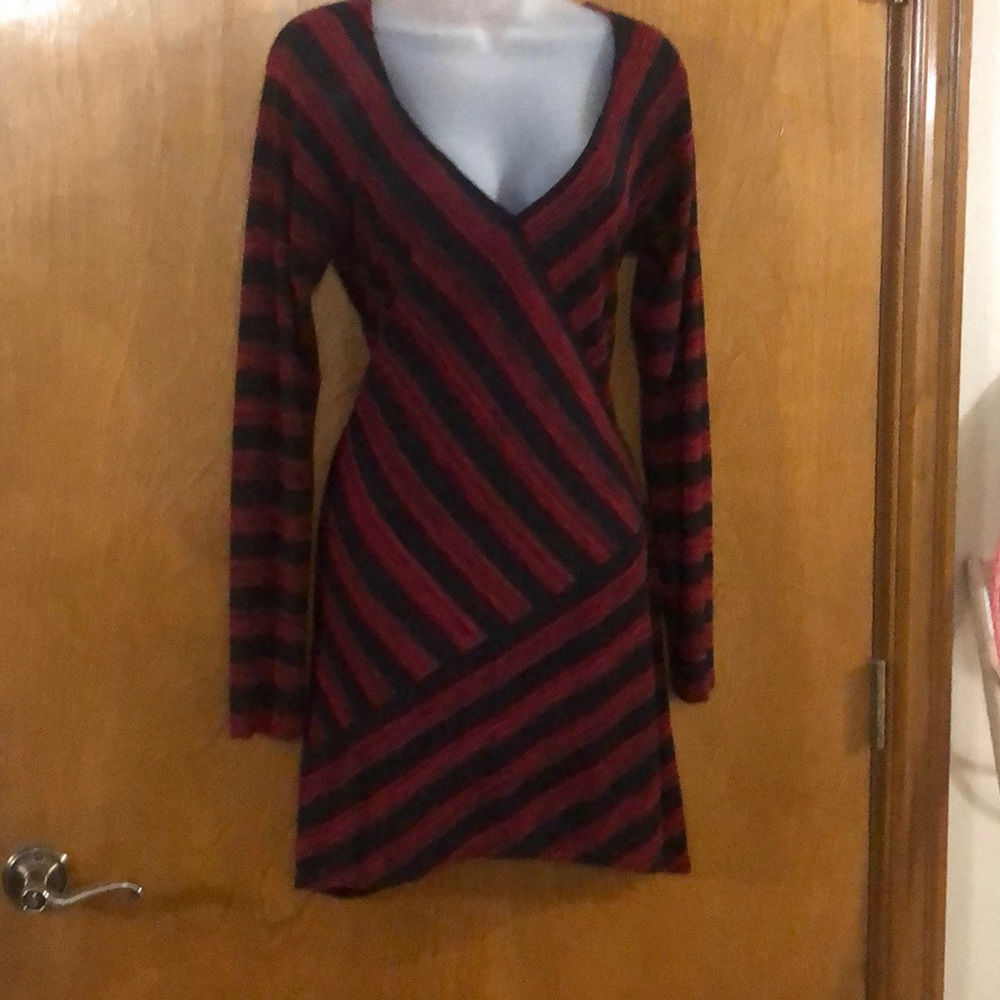 Dress - Picture 2 of 5